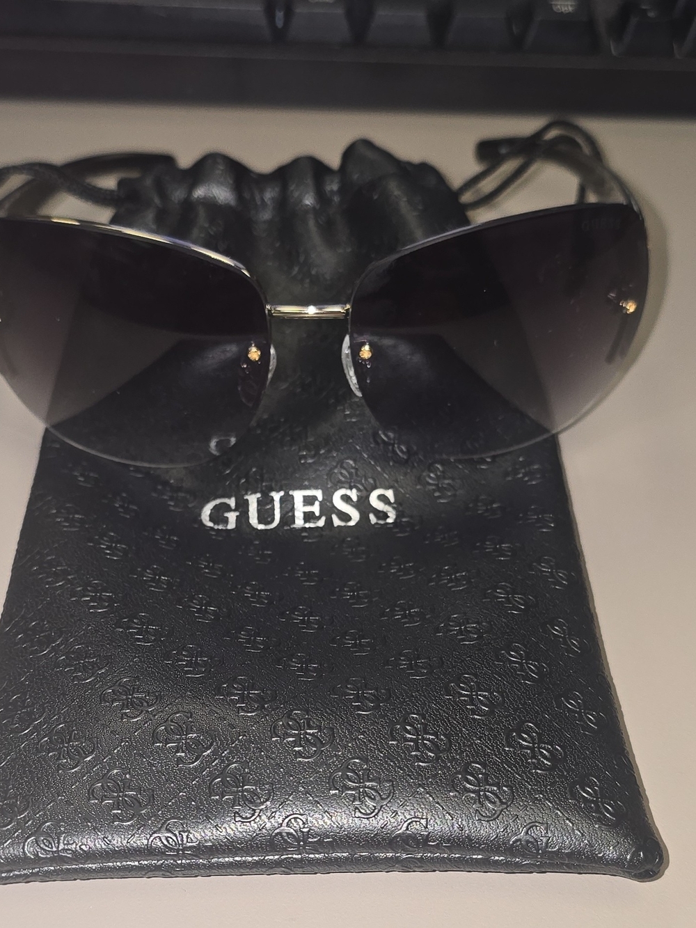 GUESS Rimless Aviator Shield Sunglasses Gold & Black - Brand New With Pouch